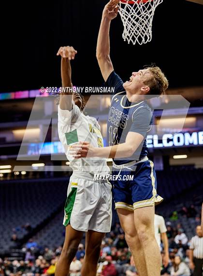 Thumbnail 3 in Central Catholic vs. Vanden (CIF SJS D3 Final) photogallery.
