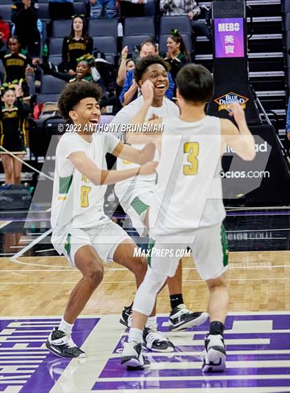Thumbnail 1 in Central Catholic vs. Vanden (CIF SJS D3 Final) photogallery.