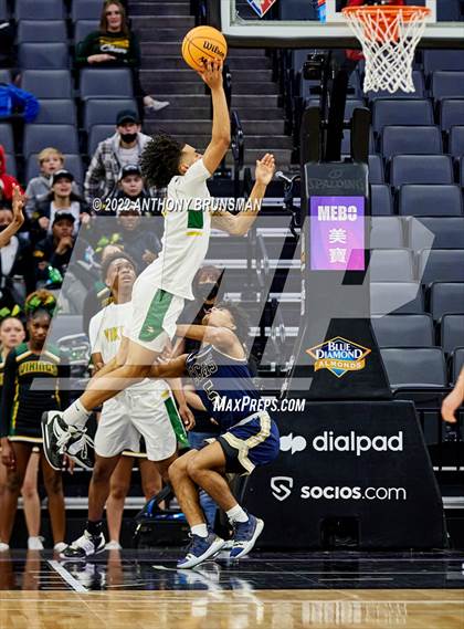 Thumbnail 1 in Central Catholic vs. Vanden (CIF SJS D3 Final) photogallery.