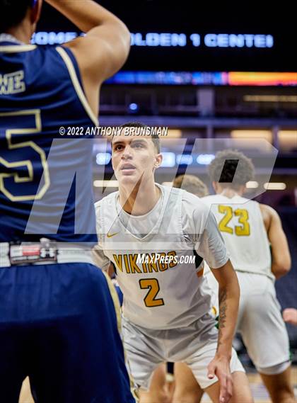 Thumbnail 1 in Central Catholic vs. Vanden (CIF SJS D3 Final) photogallery.