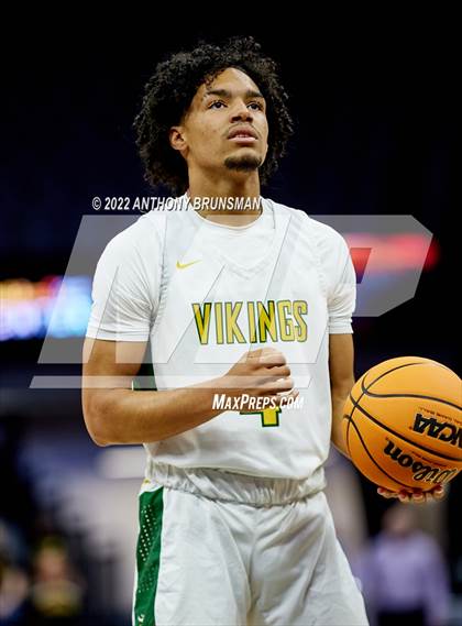 Thumbnail 3 in Central Catholic vs. Vanden (CIF SJS D3 Final) photogallery.
