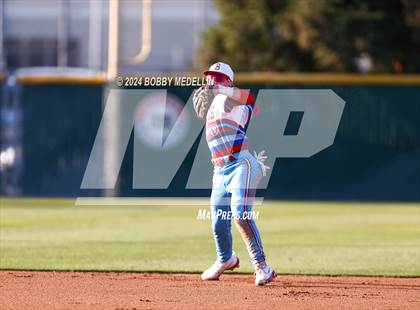 Thumbnail 3 in Clovis East @ Buchanan photogallery.