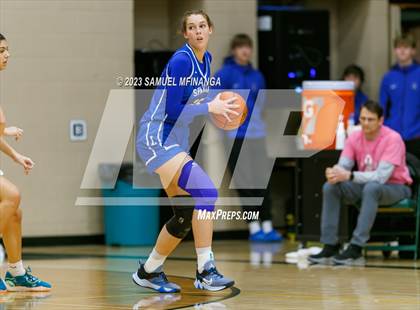 Thumbnail 3 in Lincoln East @ Pius X photogallery.