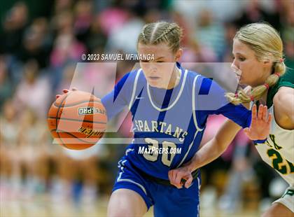 Thumbnail 2 in Lincoln East @ Pius X photogallery.