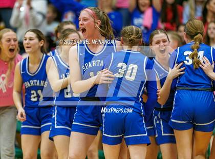 Thumbnail 3 in Lincoln East @ Pius X photogallery.