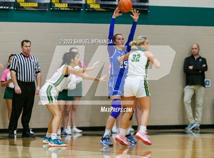 Thumbnail 3 in Lincoln East @ Pius X photogallery.