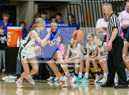 Thumbnail 3 in Lincoln East @ Pius X photogallery.