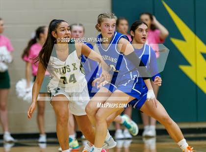 Thumbnail 3 in Lincoln East @ Pius X photogallery.