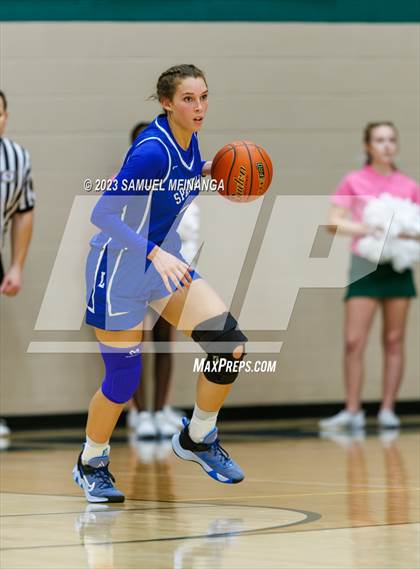 Thumbnail 3 in Lincoln East @ Pius X photogallery.