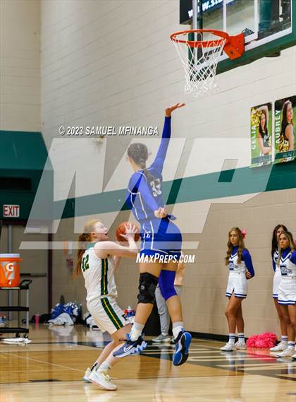 Thumbnail 1 in Lincoln East @ Pius X photogallery.