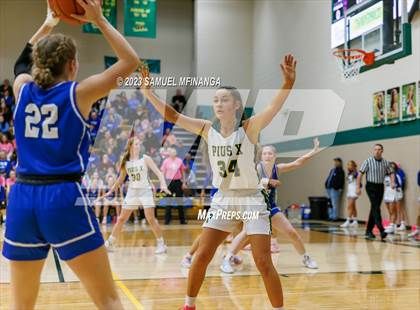 Thumbnail 2 in Lincoln East @ Pius X photogallery.