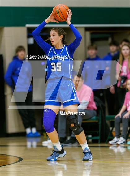 Thumbnail 2 in Lincoln East @ Pius X photogallery.