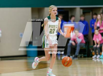 Thumbnail 2 in Lincoln East @ Pius X photogallery.