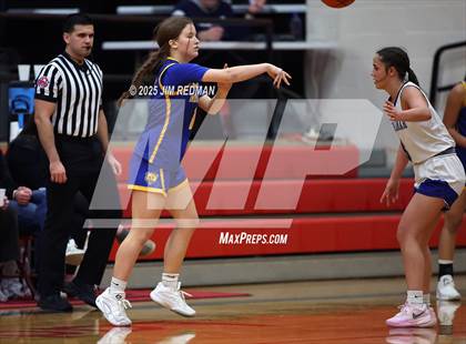 Thumbnail 3 in Brownsboro vs. North Lamar (UIL 4A D2 Area Basketball Playoff) photogallery.