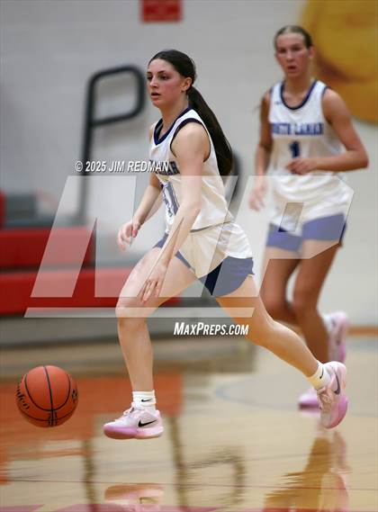 Thumbnail 1 in Brownsboro vs. North Lamar (UIL 4A D2 Area Basketball Playoff) photogallery.
