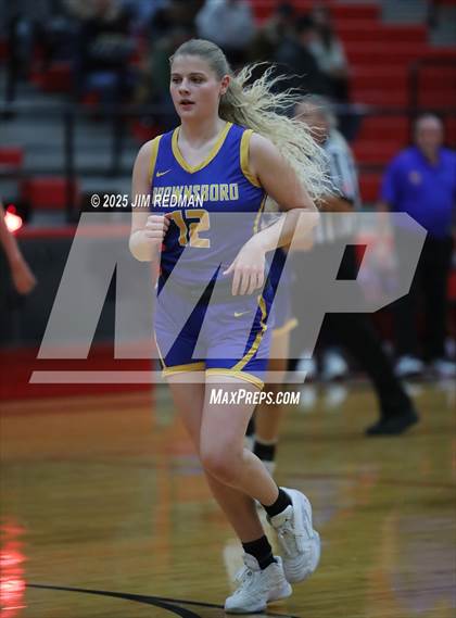 Thumbnail 1 in Brownsboro vs. North Lamar (UIL 4A D2 Area Basketball Playoff) photogallery.