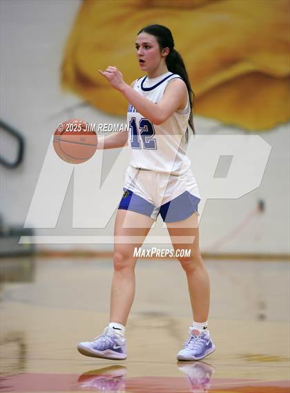 Thumbnail 2 in Brownsboro vs. North Lamar (UIL 4A D2 Area Basketball Playoff) photogallery.