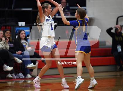 Thumbnail 2 in Brownsboro vs. North Lamar (UIL 4A D2 Area Basketball Playoff) photogallery.