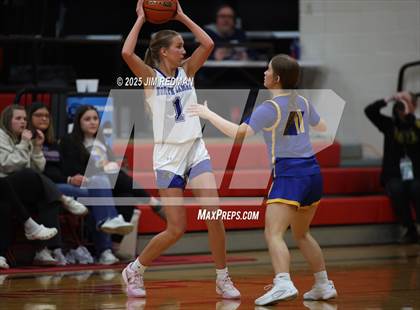 Thumbnail 1 in Brownsboro vs. North Lamar (UIL 4A D2 Area Basketball Playoff) photogallery.