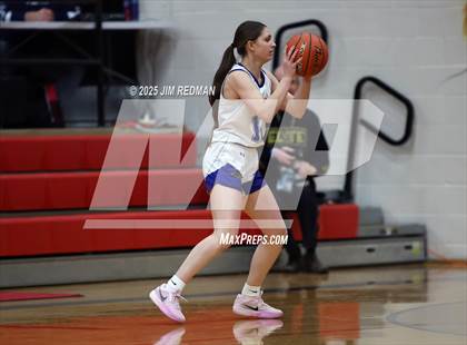 Thumbnail 1 in Brownsboro vs. North Lamar (UIL 4A D2 Area Basketball Playoff) photogallery.