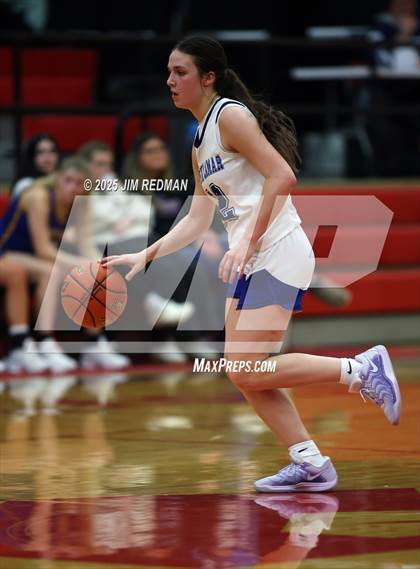 Thumbnail 3 in Brownsboro vs. North Lamar (UIL 4A D2 Area Basketball Playoff) photogallery.