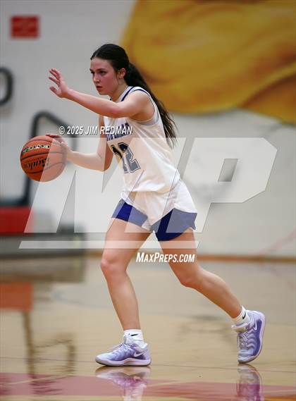 Thumbnail 1 in Brownsboro vs. North Lamar (UIL 4A D2 Area Basketball Playoff) photogallery.