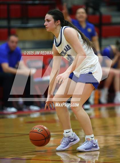 Thumbnail 1 in Brownsboro vs. North Lamar (UIL 4A D2 Area Basketball Playoff) photogallery.