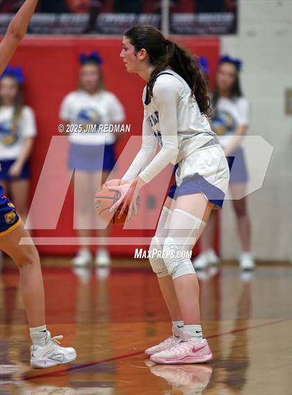 Thumbnail 3 in Brownsboro vs. North Lamar (UIL 4A D2 Area Basketball Playoff) photogallery.
