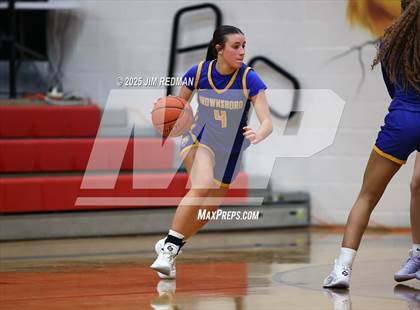 Thumbnail 2 in Brownsboro vs. North Lamar (UIL 4A D2 Area Basketball Playoff) photogallery.
