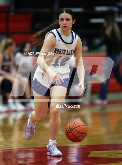 Thumbnail 1 in Brownsboro vs. North Lamar (UIL 4A D2 Area Basketball Playoff) photogallery.