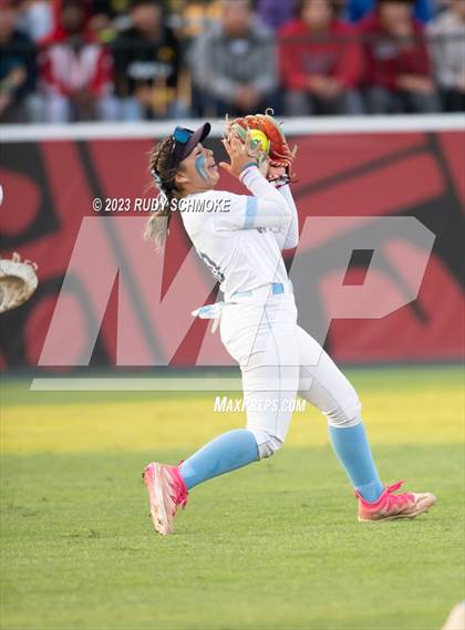 Thumbnail 3 in Otay Ranch vs. Mater Dei Catholic (CIF SDS D1 Softball Finals) photogallery.