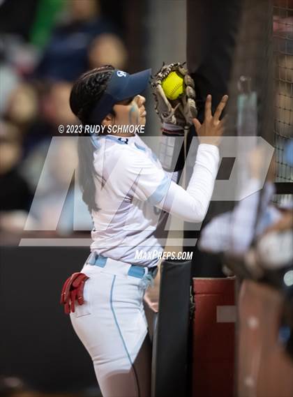 Thumbnail 2 in Otay Ranch vs. Mater Dei Catholic (CIF SDS D1 Softball Finals) photogallery.