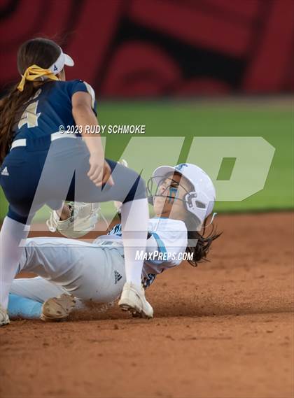 Thumbnail 2 in Otay Ranch vs. Mater Dei Catholic (CIF SDS D1 Softball Finals) photogallery.