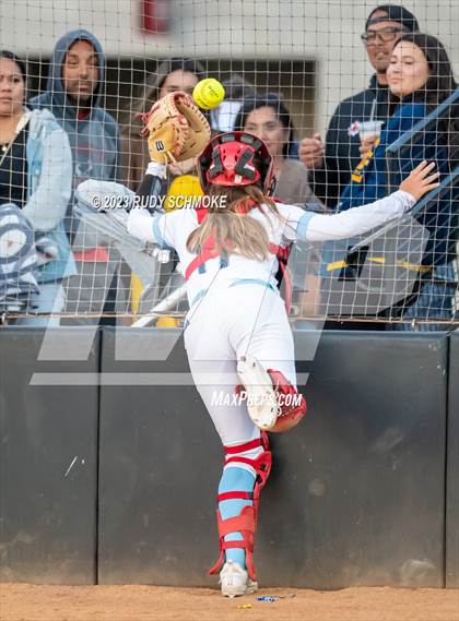 Thumbnail 2 in Otay Ranch vs. Mater Dei Catholic (CIF SDS D1 Softball Finals) photogallery.
