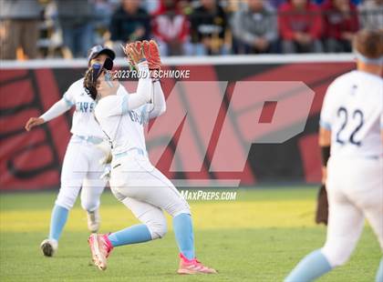 Thumbnail 2 in Otay Ranch vs. Mater Dei Catholic (CIF SDS D1 Softball Finals) photogallery.