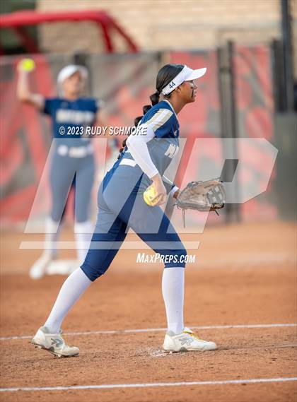 Thumbnail 3 in Otay Ranch vs. Mater Dei Catholic (CIF SDS D1 Softball Finals) photogallery.