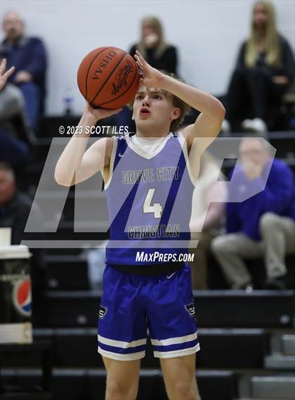 Thumbnail 2 in Grove City Christian @ Amanda-Clearcreek photogallery.