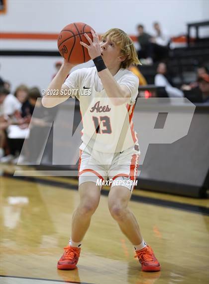 Thumbnail 2 in Grove City Christian @ Amanda-Clearcreek photogallery.