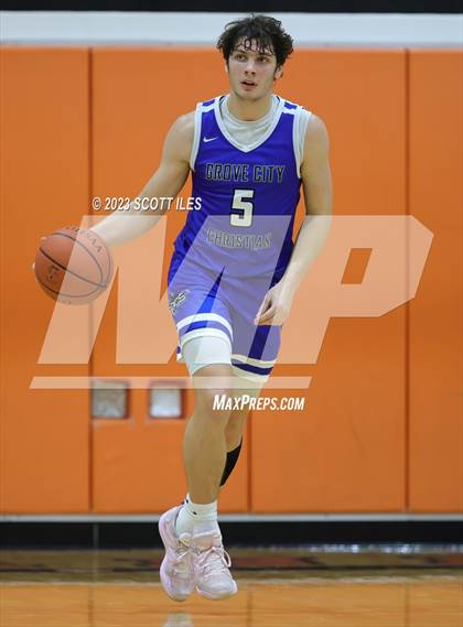 Thumbnail 3 in Grove City Christian @ Amanda-Clearcreek photogallery.