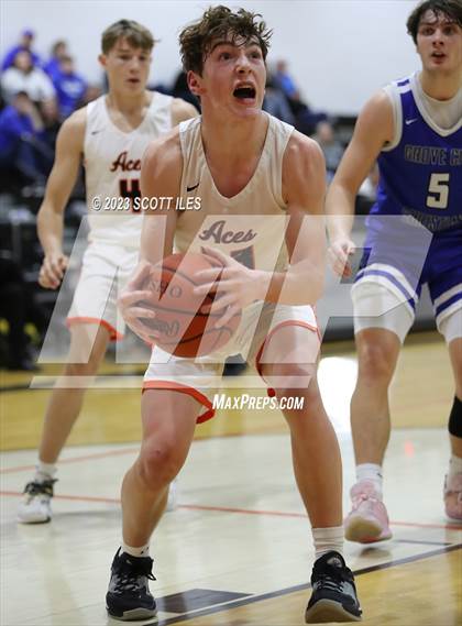 Thumbnail 2 in Grove City Christian @ Amanda-Clearcreek photogallery.
