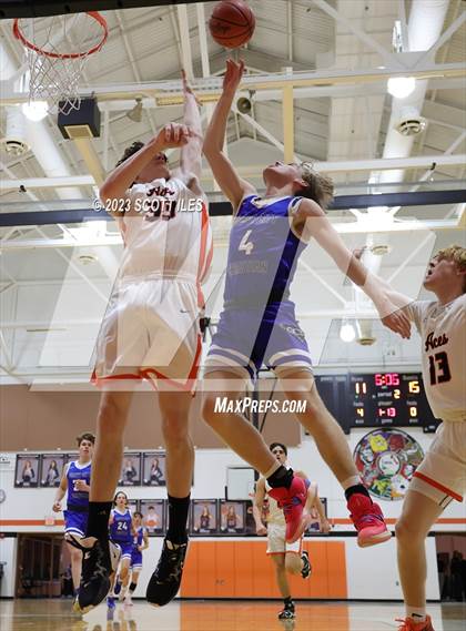 Thumbnail 3 in Grove City Christian @ Amanda-Clearcreek photogallery.
