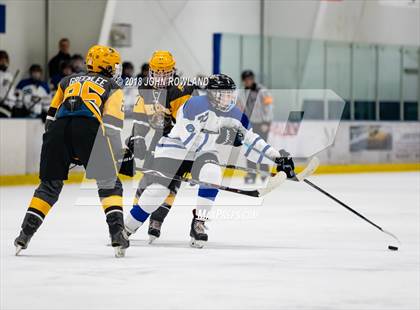 Thumbnail 3 in Carmel vs. Libertyville photogallery.