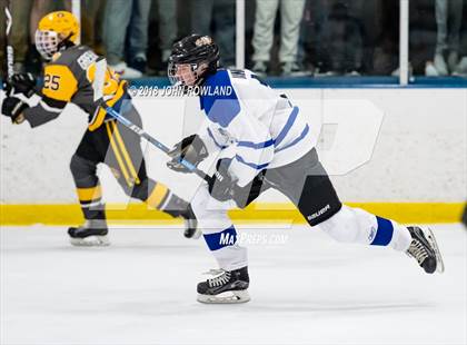 Thumbnail 2 in Carmel vs. Libertyville photogallery.