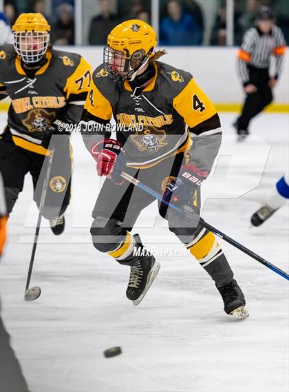 Thumbnail 3 in Carmel vs. Libertyville photogallery.