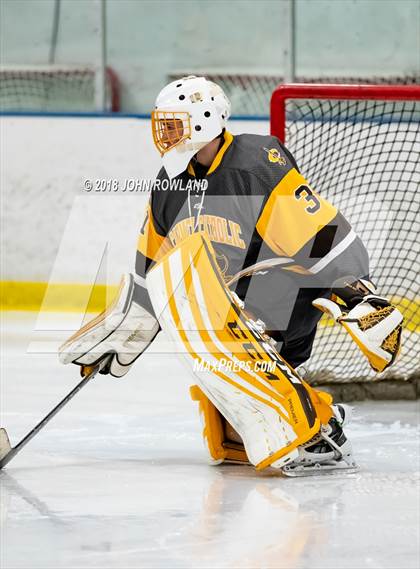 Thumbnail 2 in Carmel vs. Libertyville photogallery.