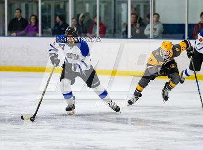 Thumbnail 2 in Carmel vs. Libertyville photogallery.