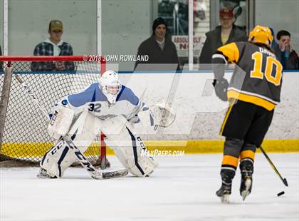 Thumbnail 2 in Carmel vs. Libertyville photogallery.