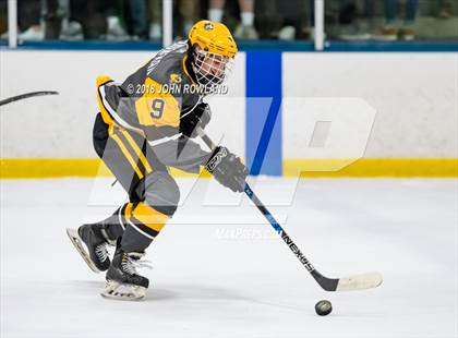 Thumbnail 1 in Carmel vs. Libertyville photogallery.
