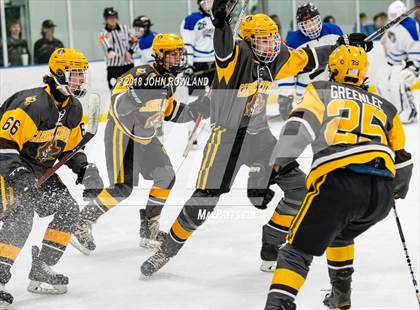 Thumbnail 3 in Carmel vs. Libertyville photogallery.
