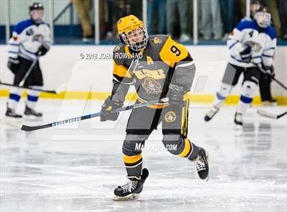 Thumbnail 1 in Carmel vs. Libertyville photogallery.